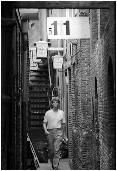 [1981]-12-28 Marcel café 111 FOTO GUSTAVE PETIT