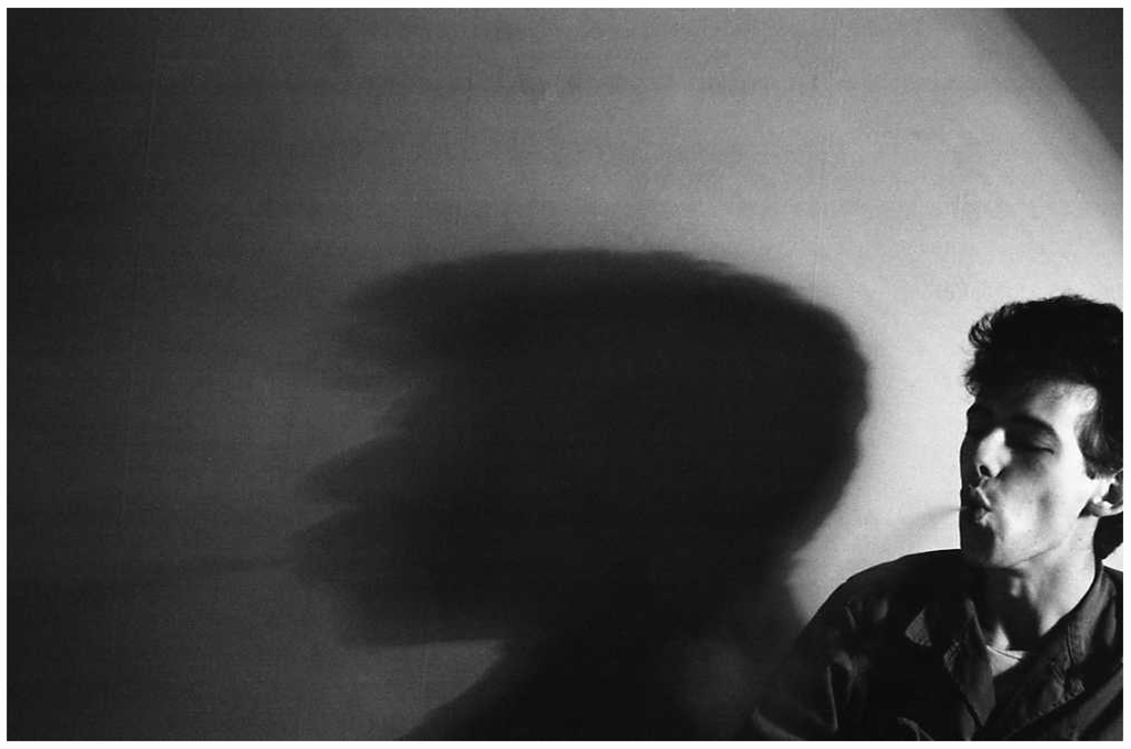 [1983]-44-16 Erwin schaduw rook FOTO GUSTAVE PETIT