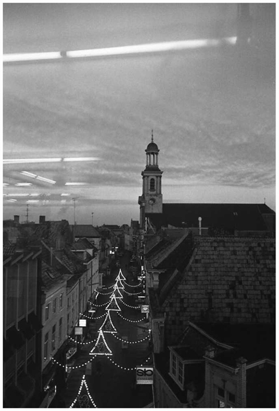 1981-19-10 antoniuskerk ridderstraat FOTO GUSTAVE PETIT