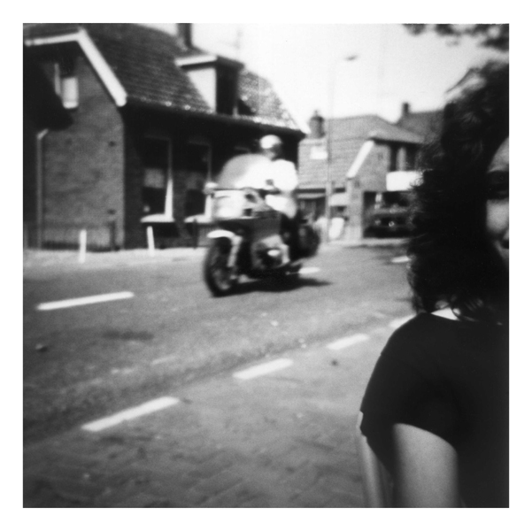 1983-75-05 FOTO GUSTAVE PETIT