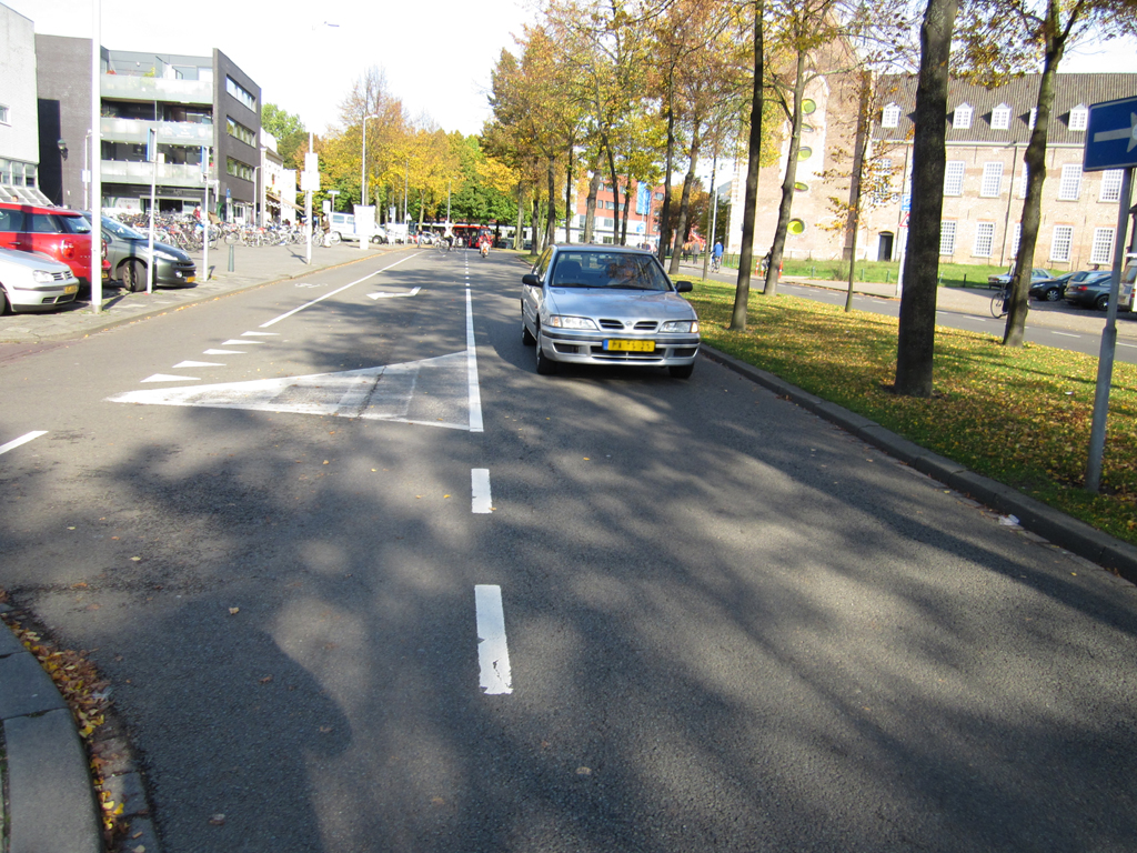 2013-11989 oude vest Foto © Gustave Petit.