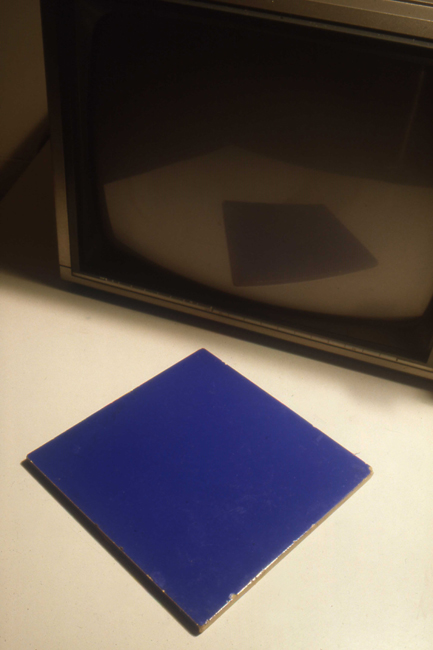 1986-Y3-014 KL baro ikb tegel tv DIA GUSTAVE PETIT